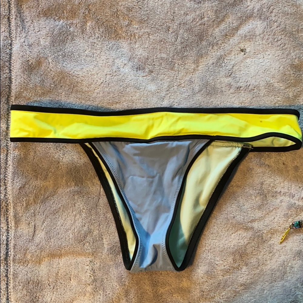 Victoria’s Secret swimsuit bottoms